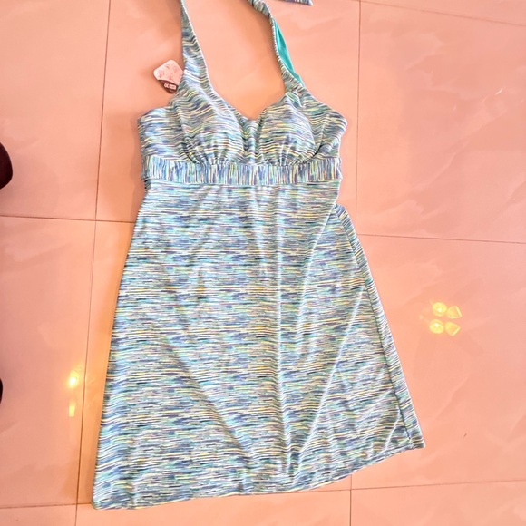 Stylish Blue and Green Halter Dress - Picture 8 of 14